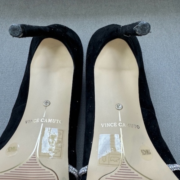 Vince Camuto Faine Black Velvet Pump with rhinestones Sz 11 - Picture 8 of 10